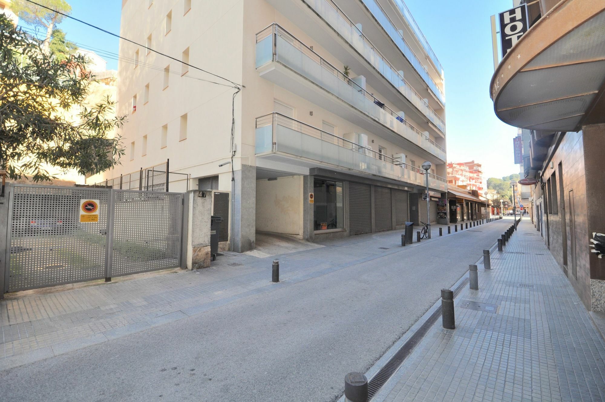 Apartament Duplex Llaverias 滨海略雷特 外观 照片